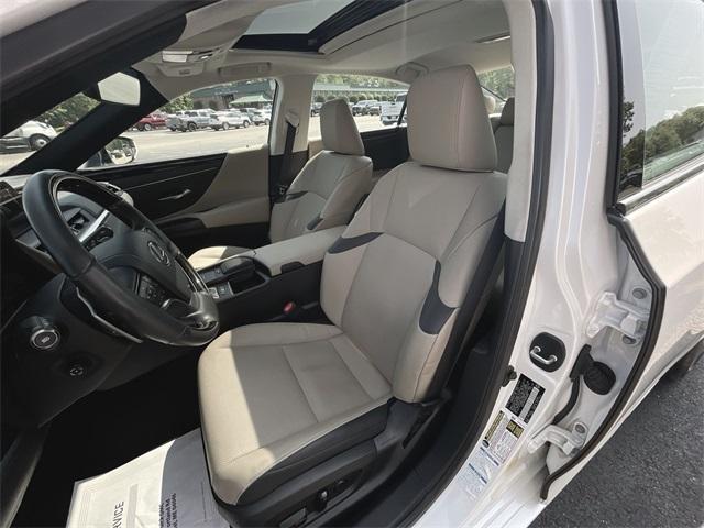 used 2021 Lexus ES 250 car, priced at $29,378
