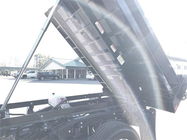 new 2025 GMC Sierra 3500 car, priced at $50,800