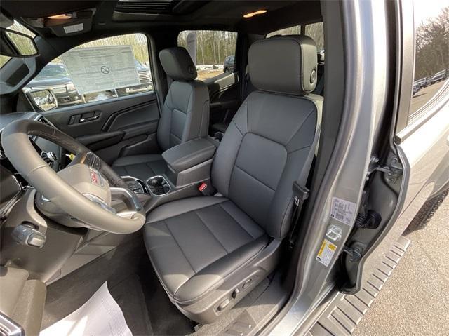 new 2025 GMC Canyon car, priced at $49,590
