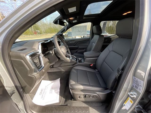 new 2025 GMC Canyon car, priced at $49,590