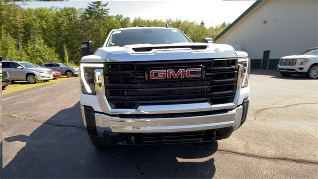 new 2025 GMC Sierra 3500 car, priced at $57,150
