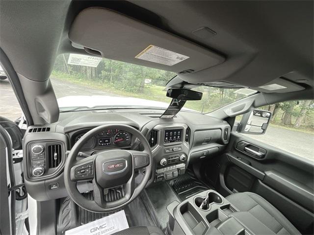new 2025 GMC Sierra 3500 car, priced at $57,150