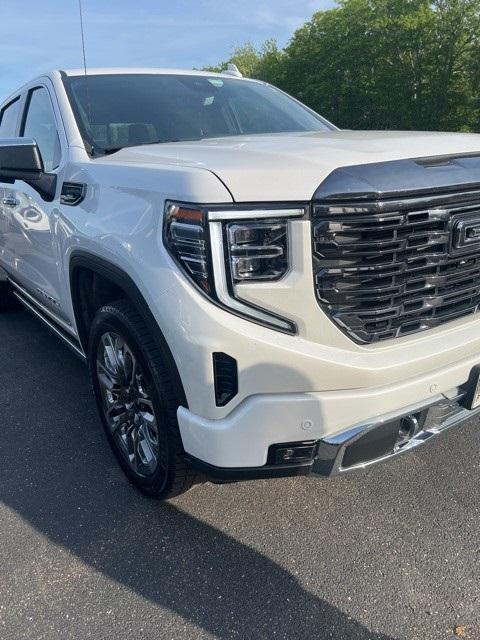 used 2023 GMC Sierra 1500 car, priced at $62,200