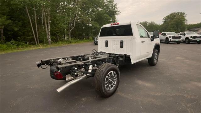 new 2025 GMC Sierra 3500 car, priced at $52,550