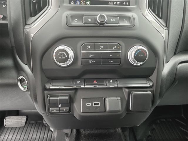 new 2025 GMC Sierra 3500 car, priced at $52,550
