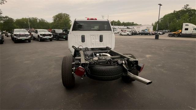 new 2025 GMC Sierra 3500 car, priced at $52,550