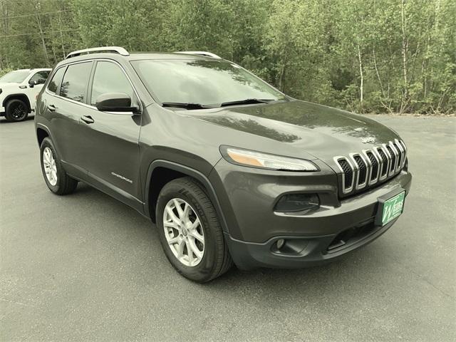 used 2016 Jeep Cherokee car, priced at $13,875