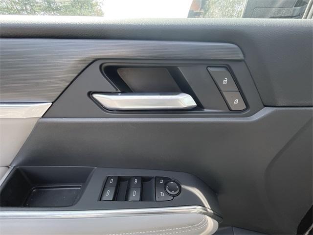 new 2025 GMC Acadia car, priced at $49,425