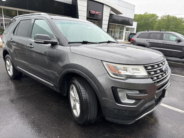 used 2017 Ford Explorer car, priced at $14,000