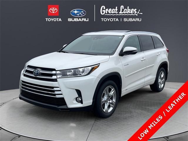 used 2018 Toyota Highlander Hybrid car, priced at $33,102