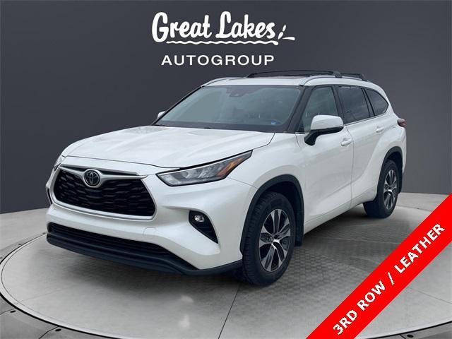 used 2020 Toyota Highlander car, priced at $25,622