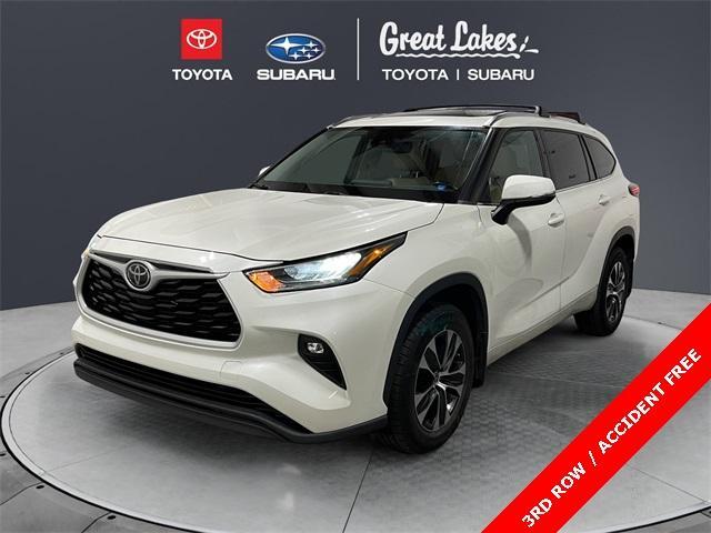 used 2020 Toyota Highlander car, priced at $27,870