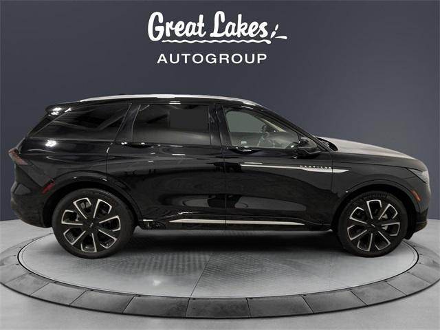 used 2024 Lincoln Nautilus car, priced at $51,427