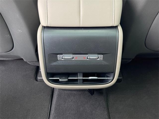 used 2024 Lincoln Nautilus car, priced at $51,427