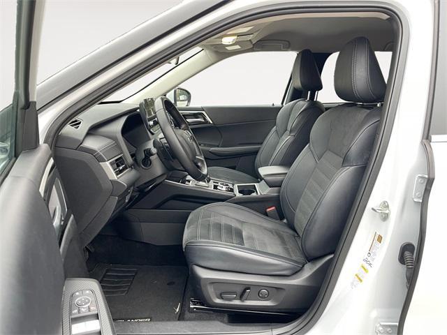 used 2024 Mitsubishi Outlander car, priced at $23,560