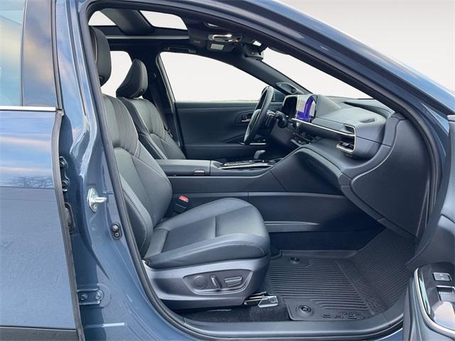 used 2025 Toyota Crown car, priced at $45,385