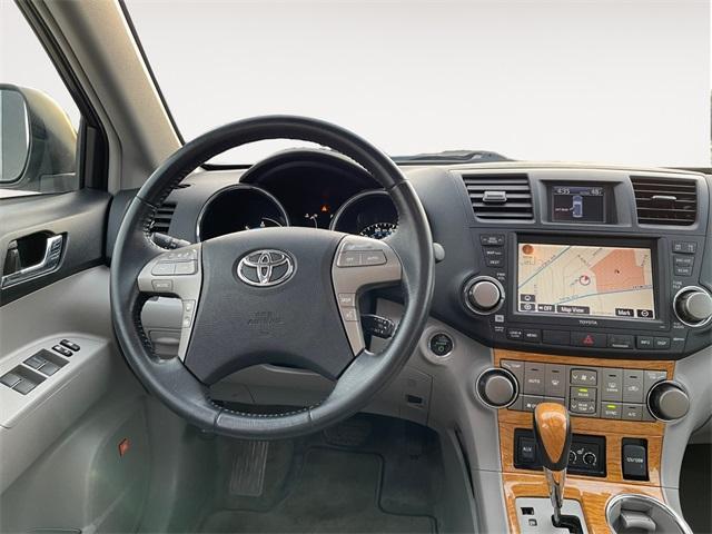 used 2010 Toyota Highlander Hybrid car, priced at $8,251