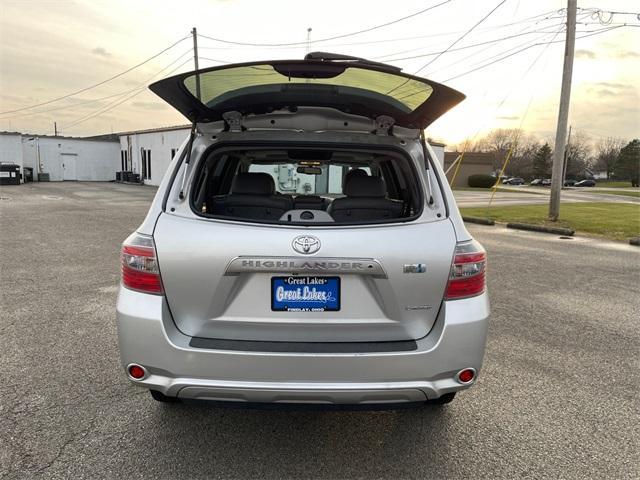 used 2010 Toyota Highlander Hybrid car, priced at $8,251