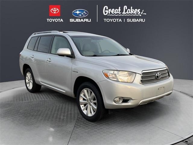 used 2010 Toyota Highlander Hybrid car, priced at $8,251