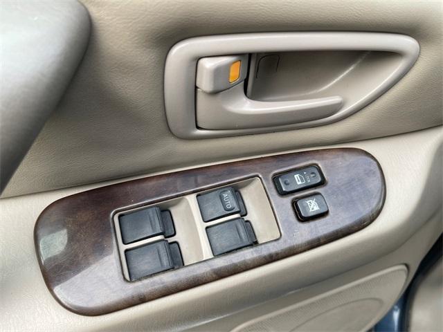 used 2005 Toyota Tundra car, priced at $5,555