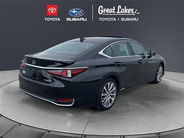 used 2020 Lexus ES 300h car, priced at $27,688