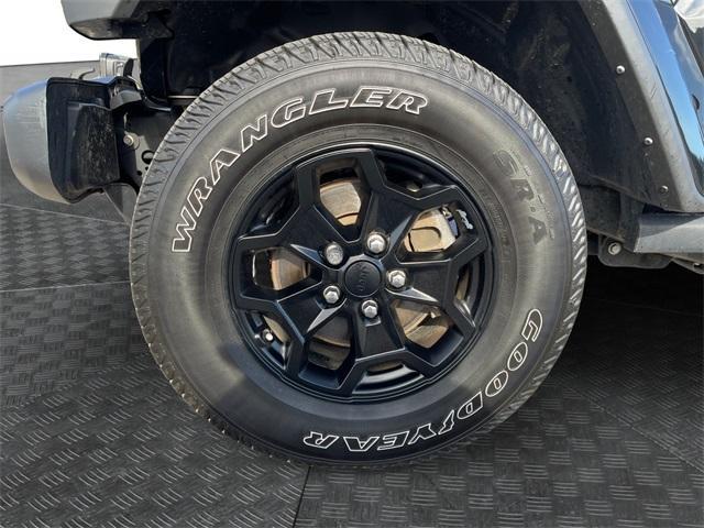 used 2022 Jeep Gladiator car, priced at $27,188