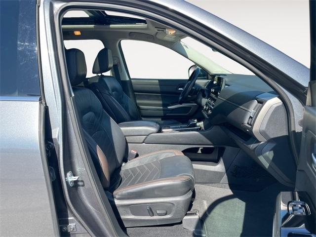 used 2022 Nissan Pathfinder car, priced at $26,422