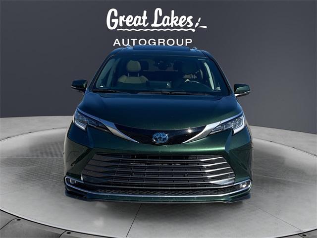 used 2021 Toyota Sienna car, priced at $33,250