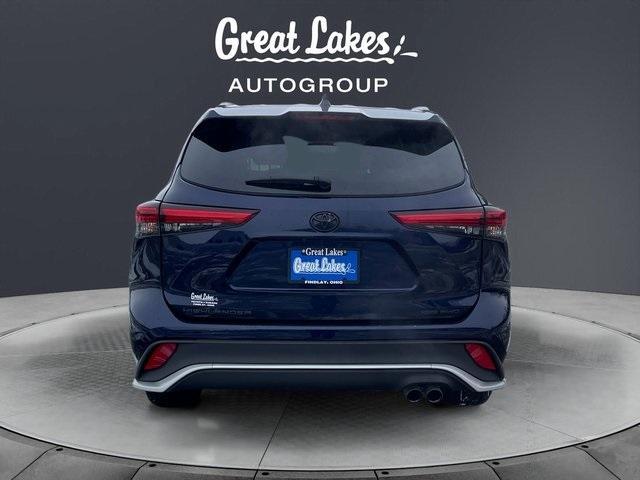 used 2022 Toyota Highlander car, priced at $36,808
