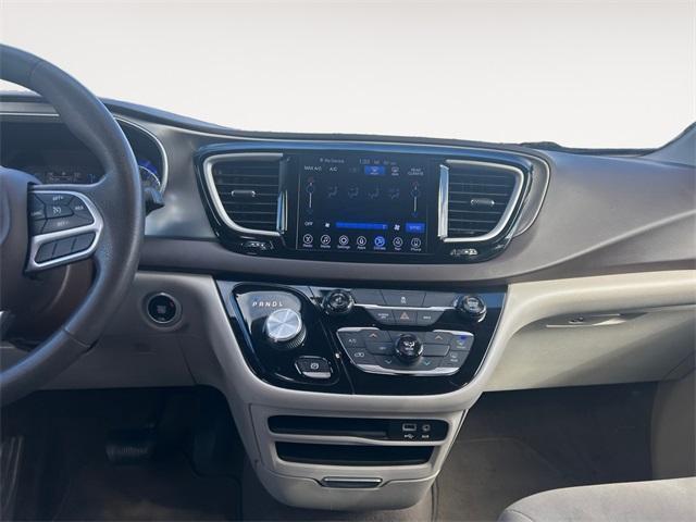 used 2017 Chrysler Pacifica car, priced at $8,222