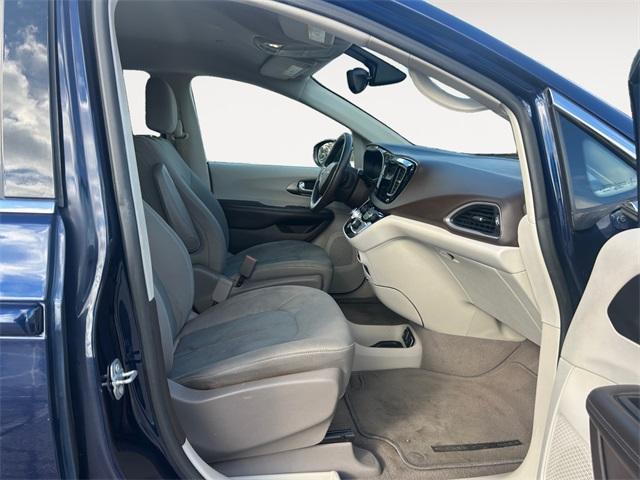 used 2017 Chrysler Pacifica car, priced at $8,222