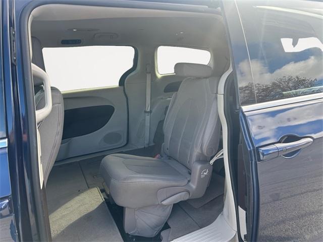 used 2017 Chrysler Pacifica car, priced at $8,222