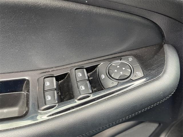 used 2020 Ford Edge car, priced at $17,388