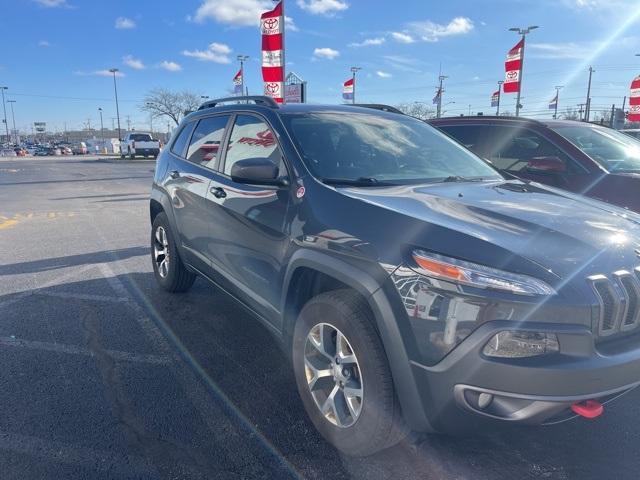 used 2017 Jeep Cherokee car, priced at $11,267