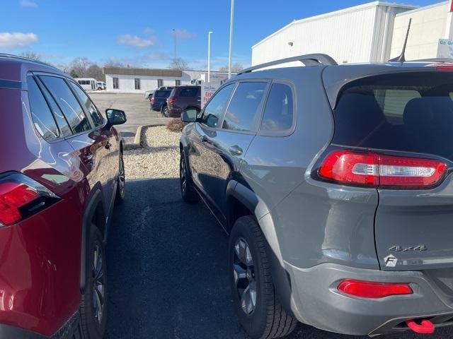 used 2017 Jeep Cherokee car, priced at $11,267