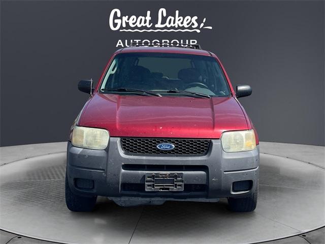 used 2003 Ford Escape car, priced at $3,888