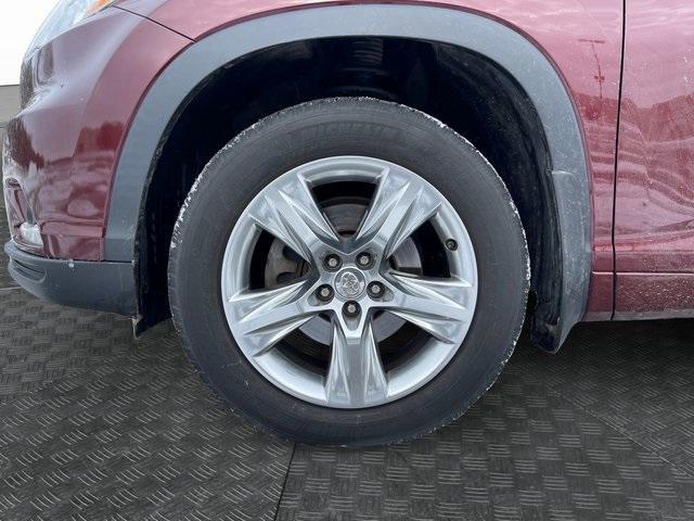 used 2014 Toyota Highlander car, priced at $14,474