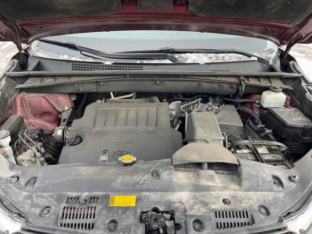 used 2014 Toyota Highlander car, priced at $14,474