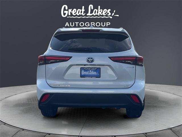 used 2023 Toyota Highlander Hybrid car, priced at $40,888