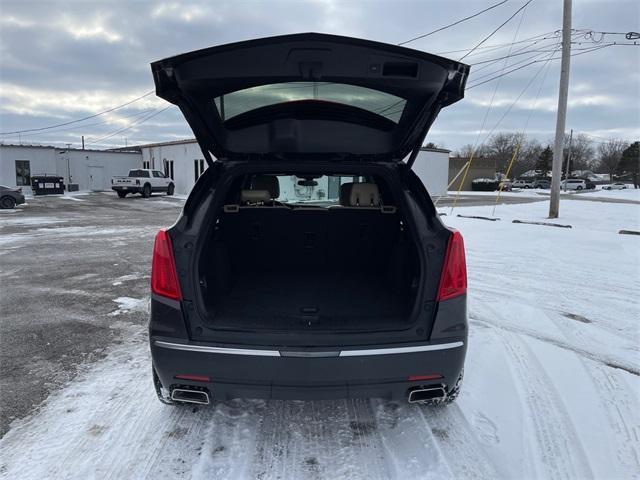 used 2018 Cadillac XT5 car, priced at $15,996