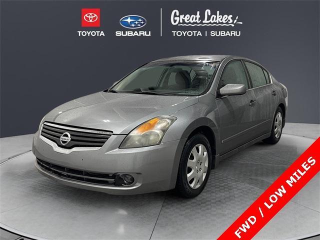 used 2009 Nissan Altima car, priced at $5,516