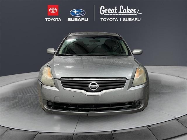 used 2009 Nissan Altima car, priced at $5,516