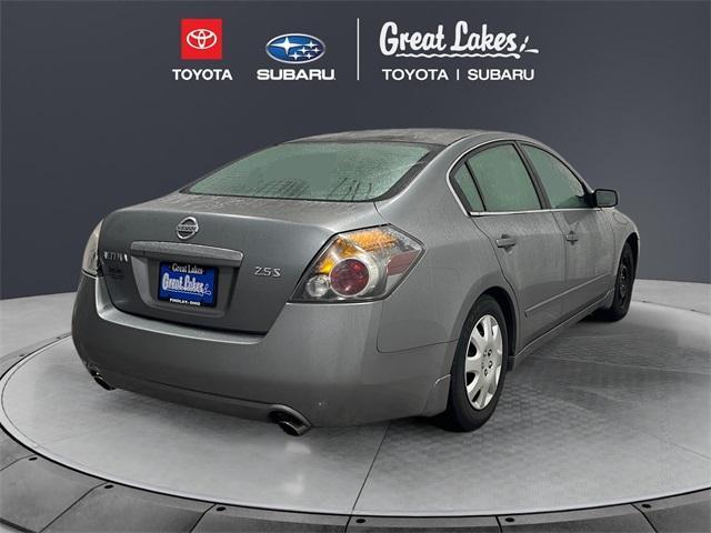 used 2009 Nissan Altima car, priced at $5,516