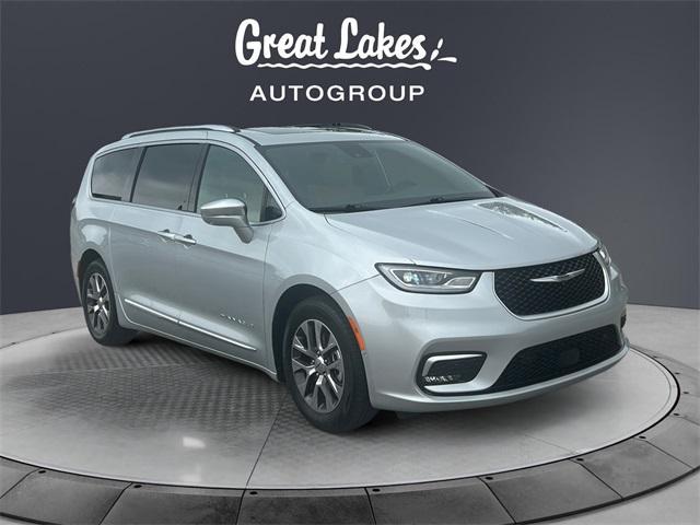 used 2023 Chrysler Pacifica Hybrid car, priced at $42,068
