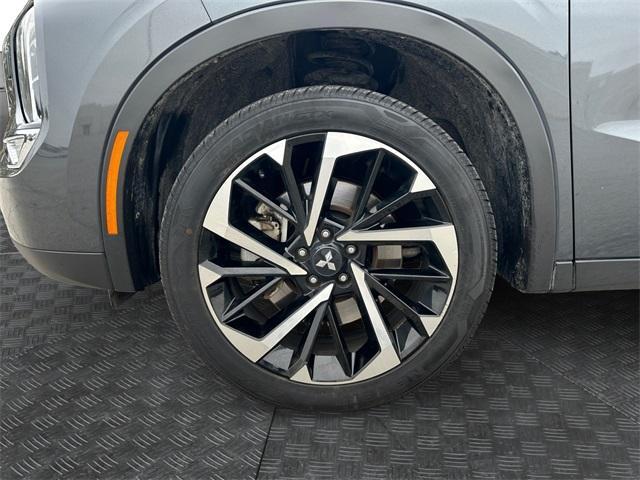 used 2024 Mitsubishi Outlander car, priced at $24,950