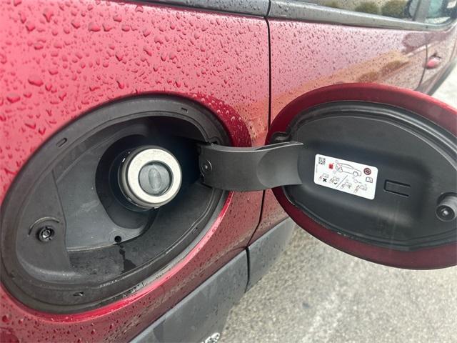 used 2021 Jeep Cherokee car, priced at $23,122