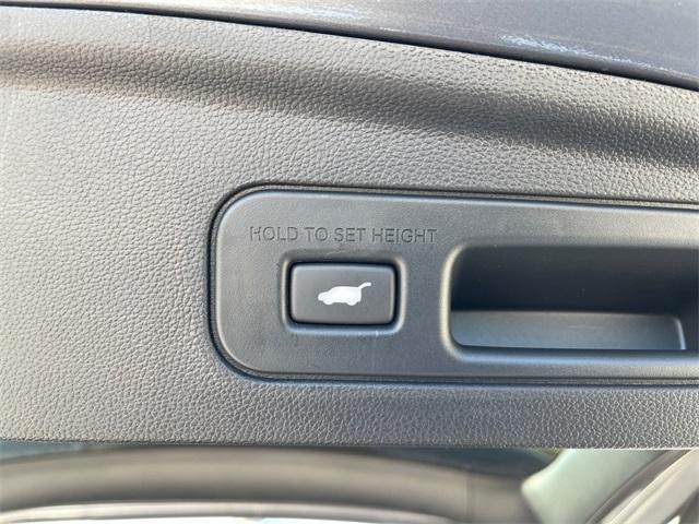 used 2024 Acura MDX car, priced at $49,822