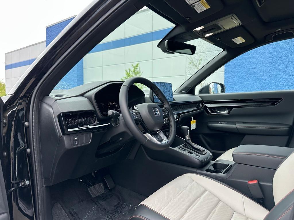new 2025 Honda CR-V Hybrid car, priced at $42,495