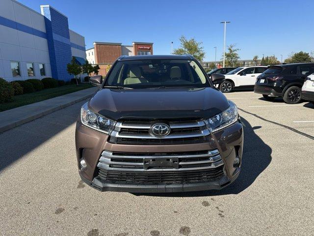 used 2017 Toyota Highlander car, priced at $24,600