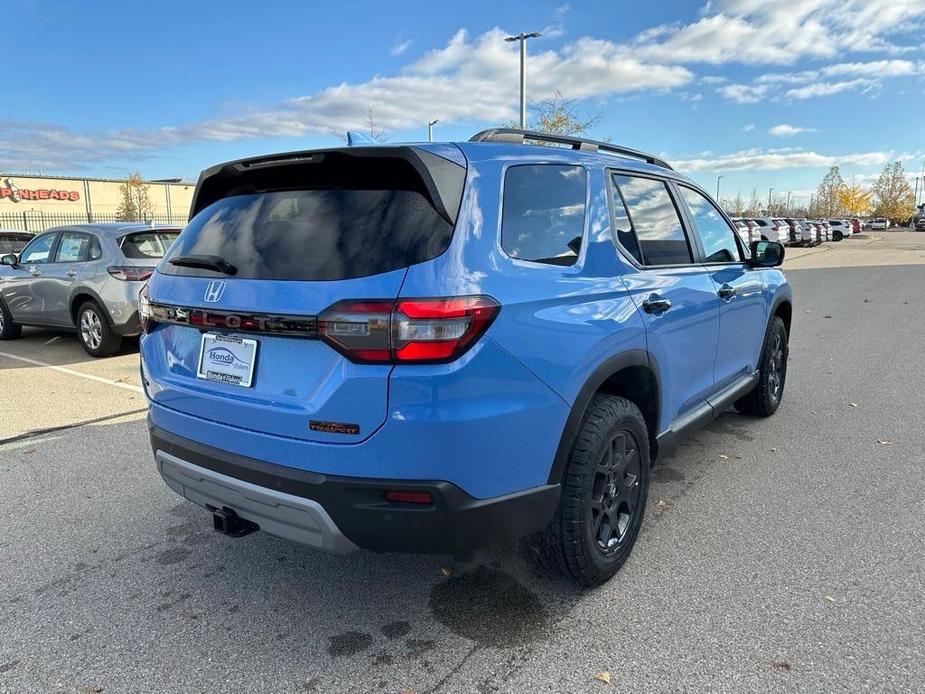 new 2025 Honda Pilot car, priced at $51,250